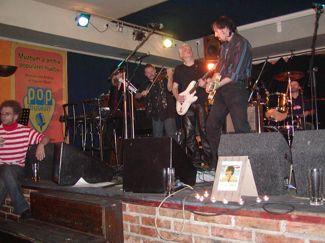 Phil-Lucy-at Vagon